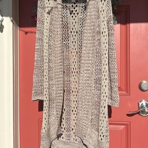 Chico’s size 6/8 (0) long sweater